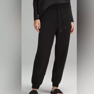 Lululemon Scuba Jogger Sweatpants